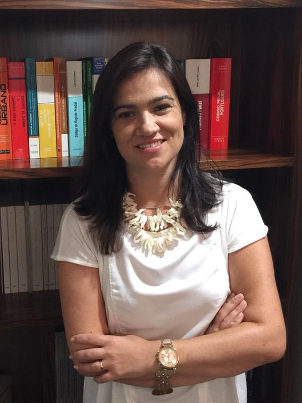 Mónica Palhares